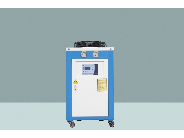 工業(ye)冷(leng)水(shui)機高壓(ya)故(gu)障(zhang)解析